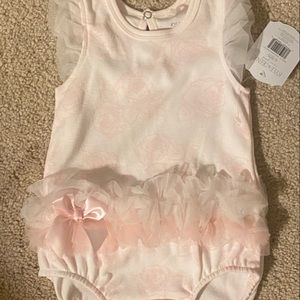 NWT Kyle and Deena tutu rose onesie